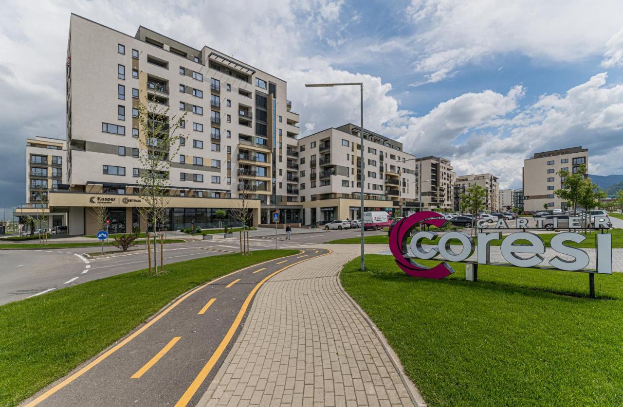 Coresi Modern Apartment Brasov Exterior photo